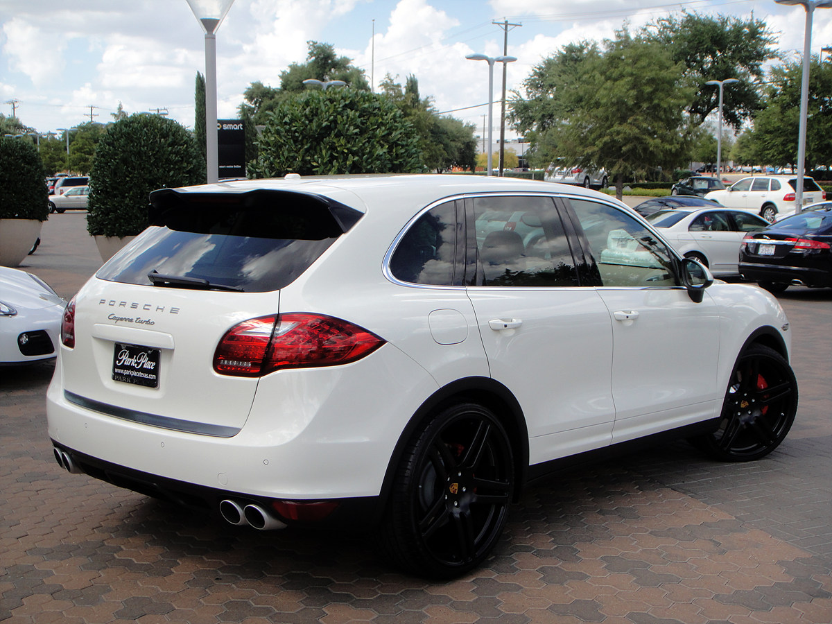 Porsche Cayenne Turbo 2011 SUV 4.8L V8 Twin Turbo en República Dominicana
