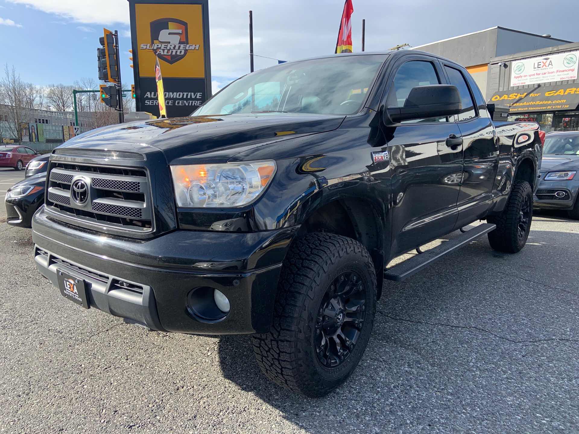 Toyota Tundra Platinum 2011 Camioneta