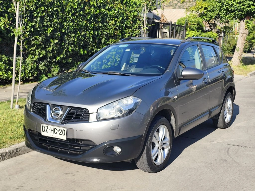 Nissan Qashqai modelo 2012 SUV compacto en República Dominicana