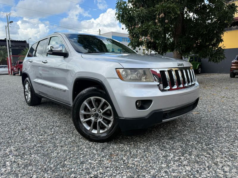 Jeep Grand Cherokee 2012 SUV