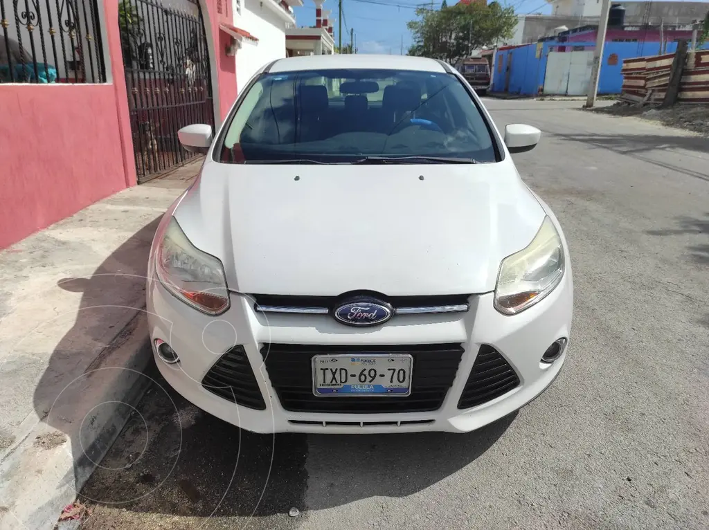 Ford Focus Modelo 2012 Automóvil Compacto en República Dominicana
