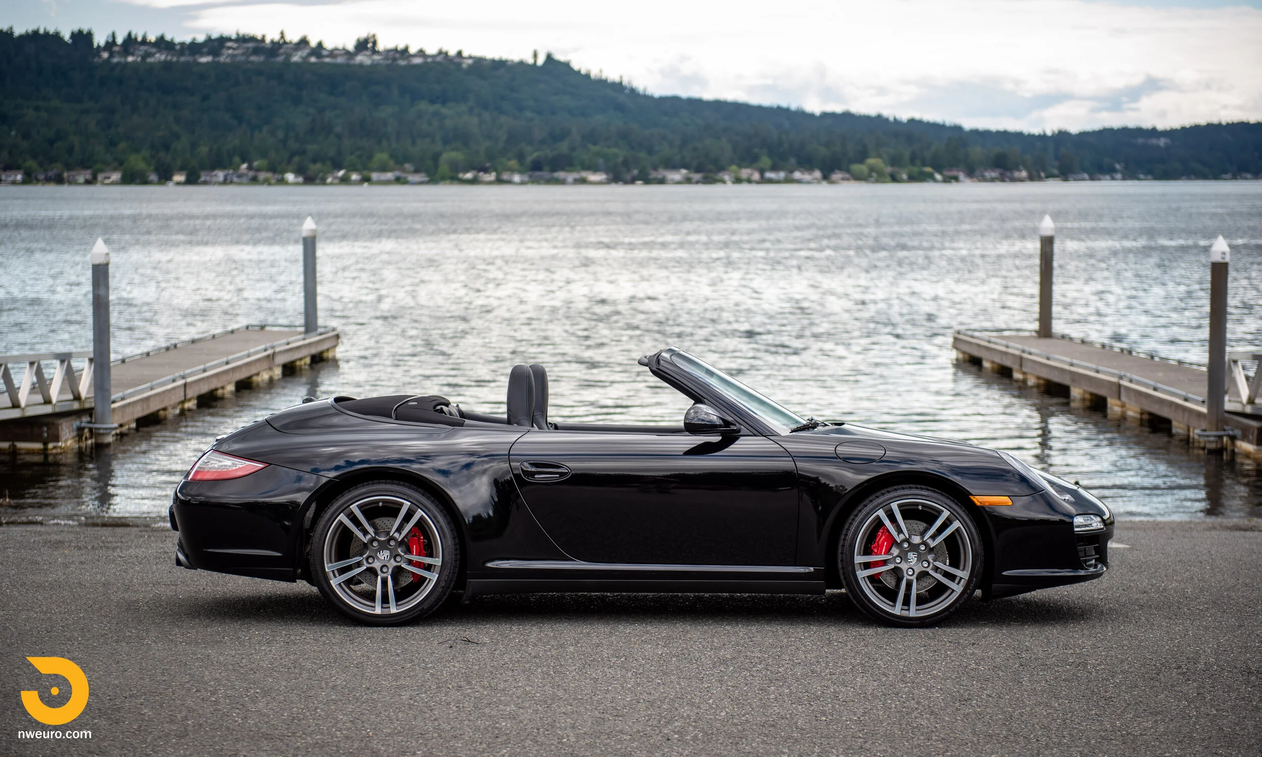 Porsche Carrera 4 Cabriolet 2012