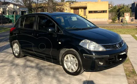 Nissan Tiida Hatchback 2012 modelo compacto en República Dominicana