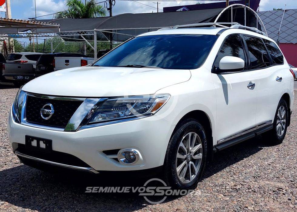 Nissan Pathfinder SL 2013 SUV 3.5L en República Dominicana