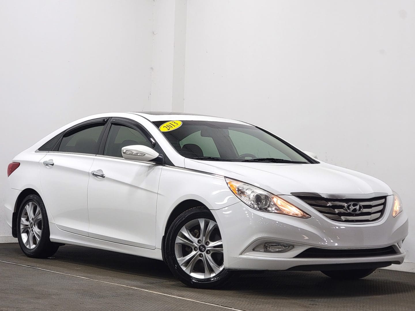 Hyundai Sonata Y20 Modelo 2013 Sedán en República Dominicana