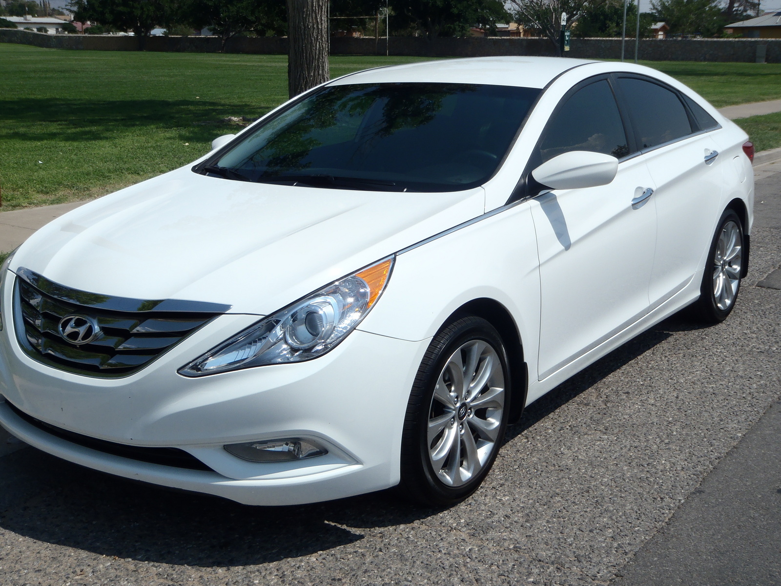 Hyundai Sonata Y20 Modelo 2013 Sedán en República Dominicana