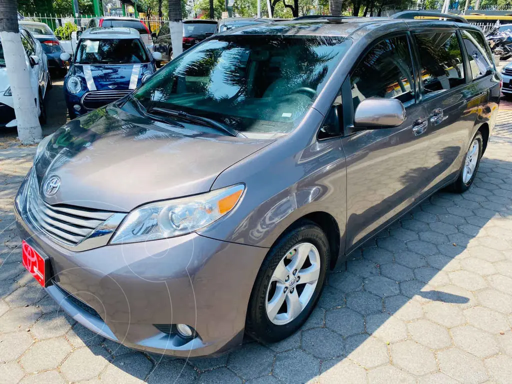 Toyota Sienna 2013 Minivan en República Dominicana