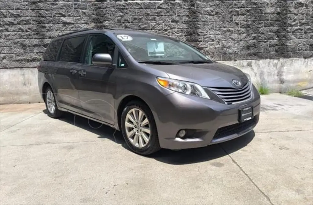 Toyota Sienna 2013 Minivan en República Dominicana