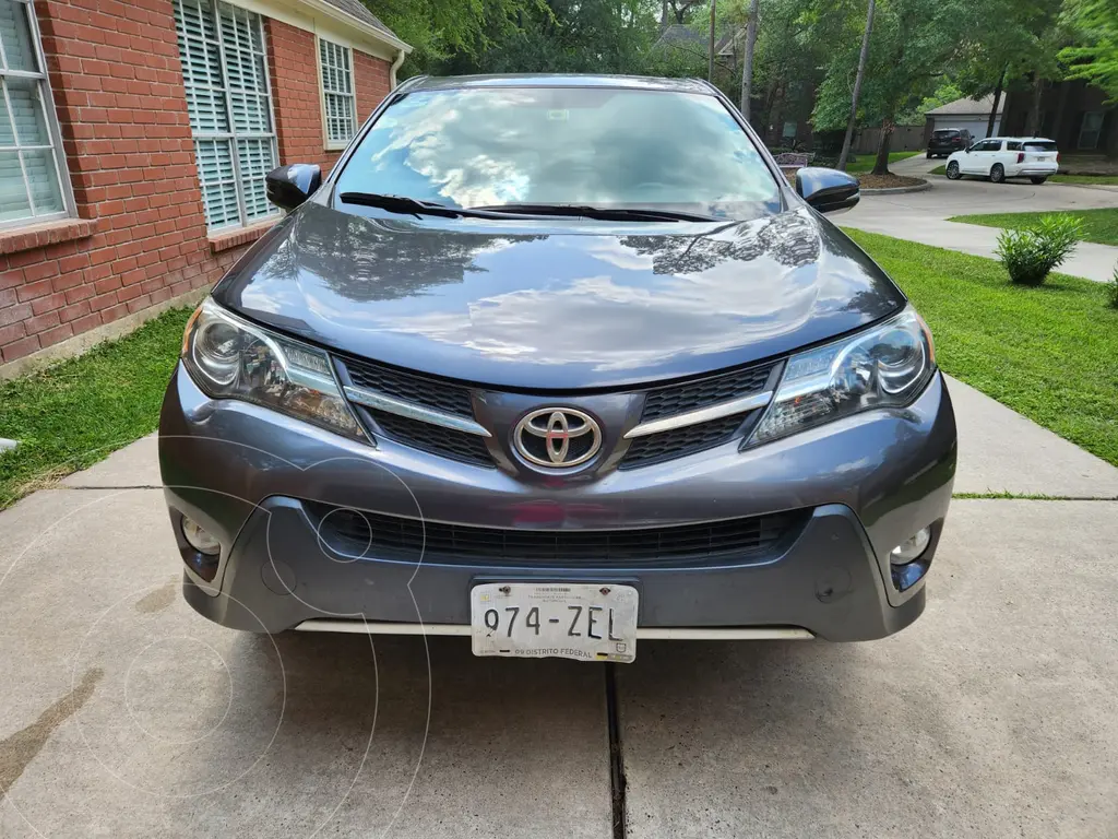 Toyota RAV4 XLE 2013 SUV en República Dominicana