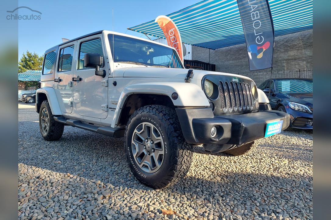 Jeep Wrangler Sahara Unlimited 2013 Todoterreno en República Dominicana