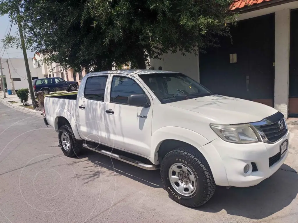 Toyota Hilux SRV 2013 camioneta en República Dominicana