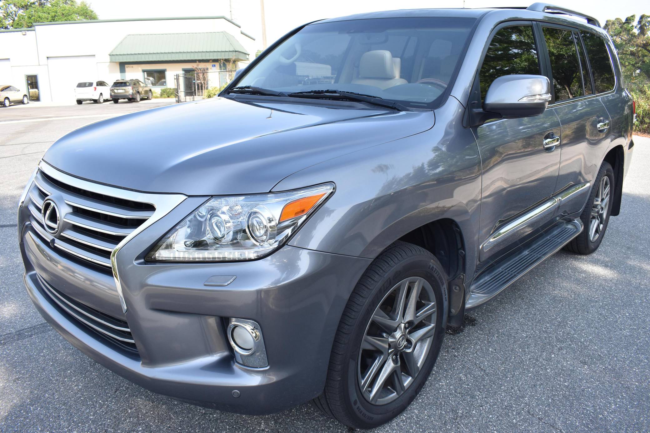 Lexus LX 570 Modelo 2013 SUV de Lujo en República Dominicana