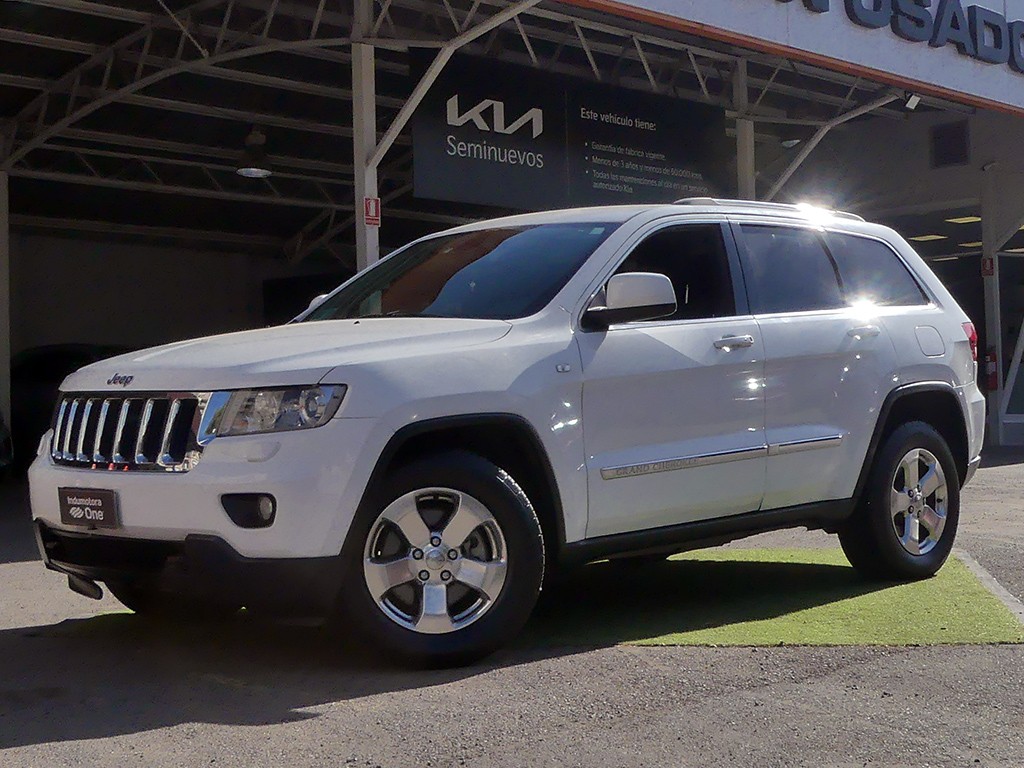 Jeep Grand Cherokee Laredo 2013 4x4 SUV en República Dominicana