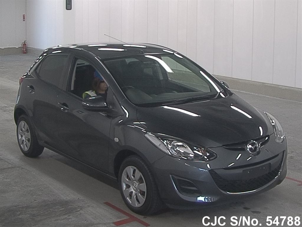 Mazda Demio 2013 hatchback compacto en República Dominicana