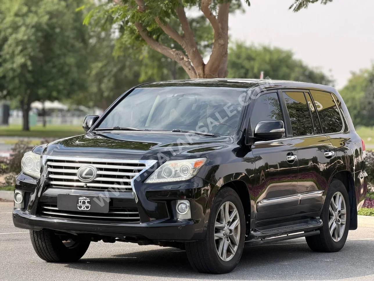 Lexus LX 570 modelo 2013 SUV de lujo