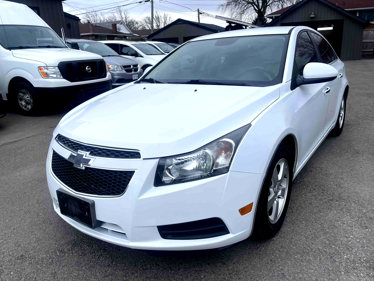 Chevrolet Cruze LT 2014 Sedán Turbo 1.4L