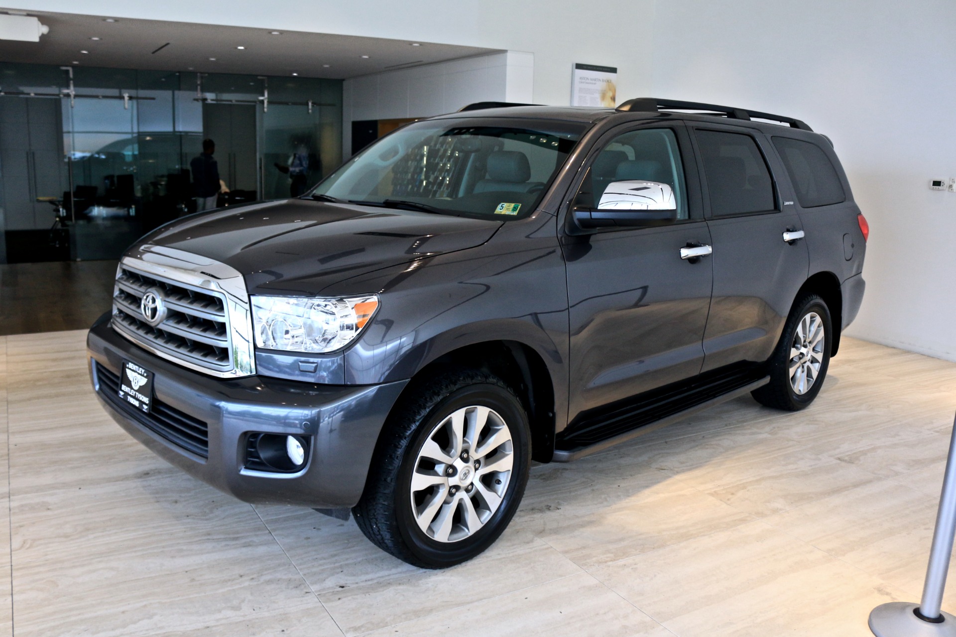 Toyota Sequoia 2014 SUV 4WD en República Dominicana