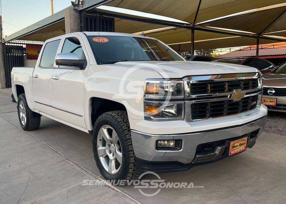 Chevrolet Silverado LTZ modelo 2014 camioneta en República Dominicana