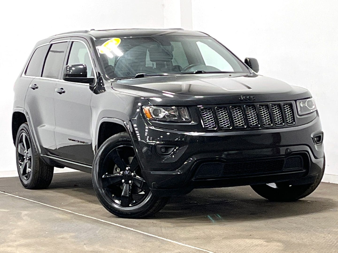 Jeep Grand Cherokee Overland 2014 SUV