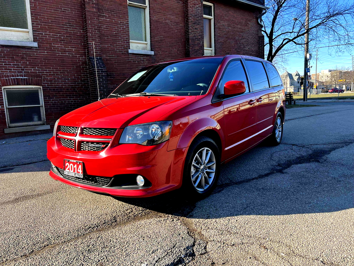 Dodge Grand Caravan SXT 2014 Minivan en República Dominicana
