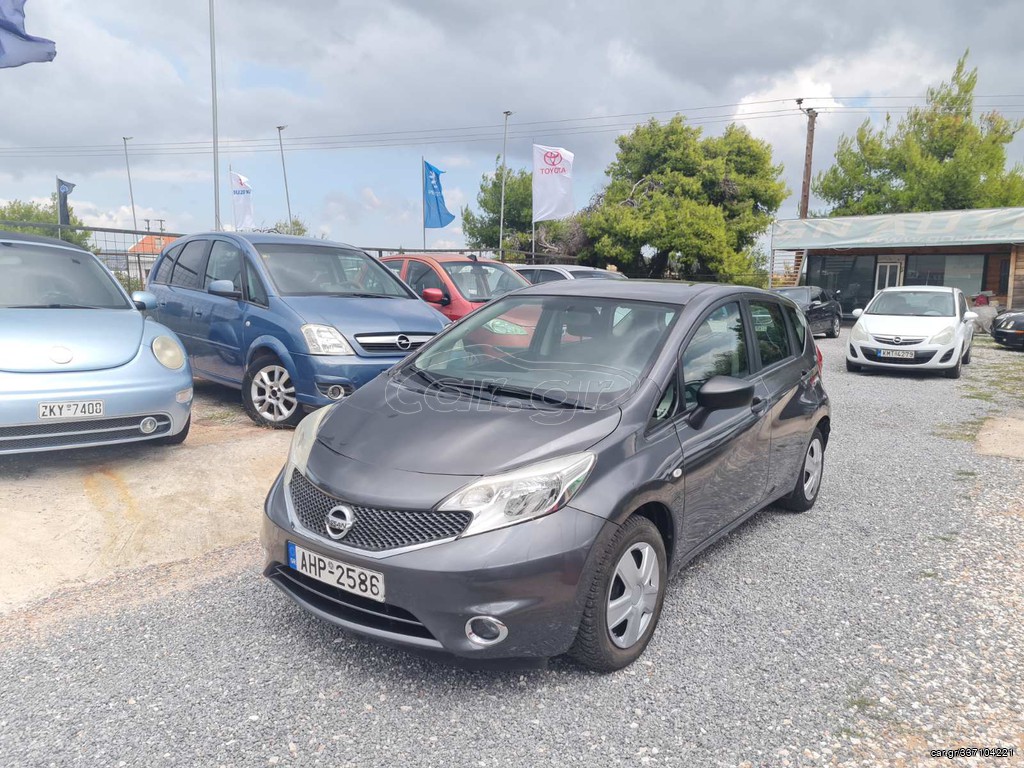 Nissan Note 2014 Coche Compacto en República Dominicana