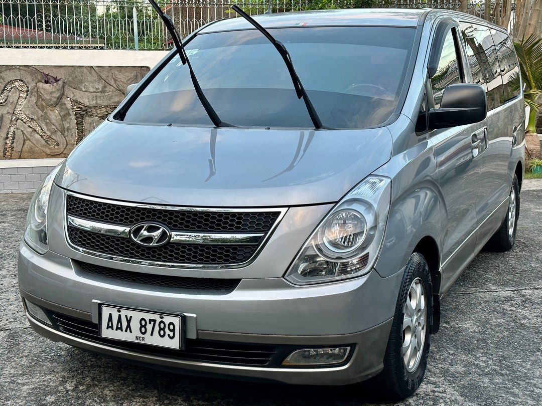 Hyundai Grand Starex 2014 Furgoneta Diésel en República Dominicana