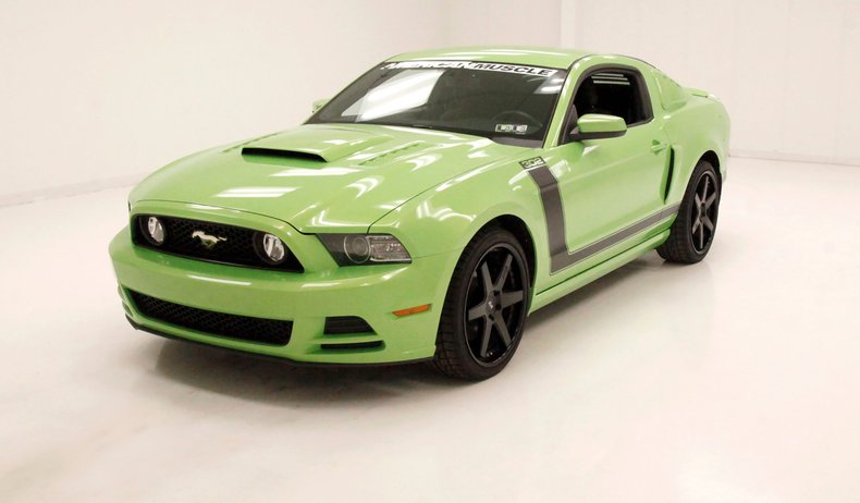 Ford Mustang modelo 2014 deportivo en República Dominicana