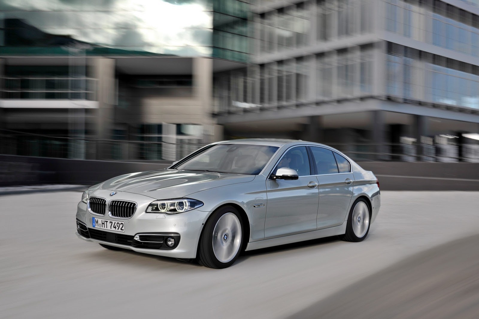 BMW Serie 5 528i Modelo 2014 Sedán en República Dominicana