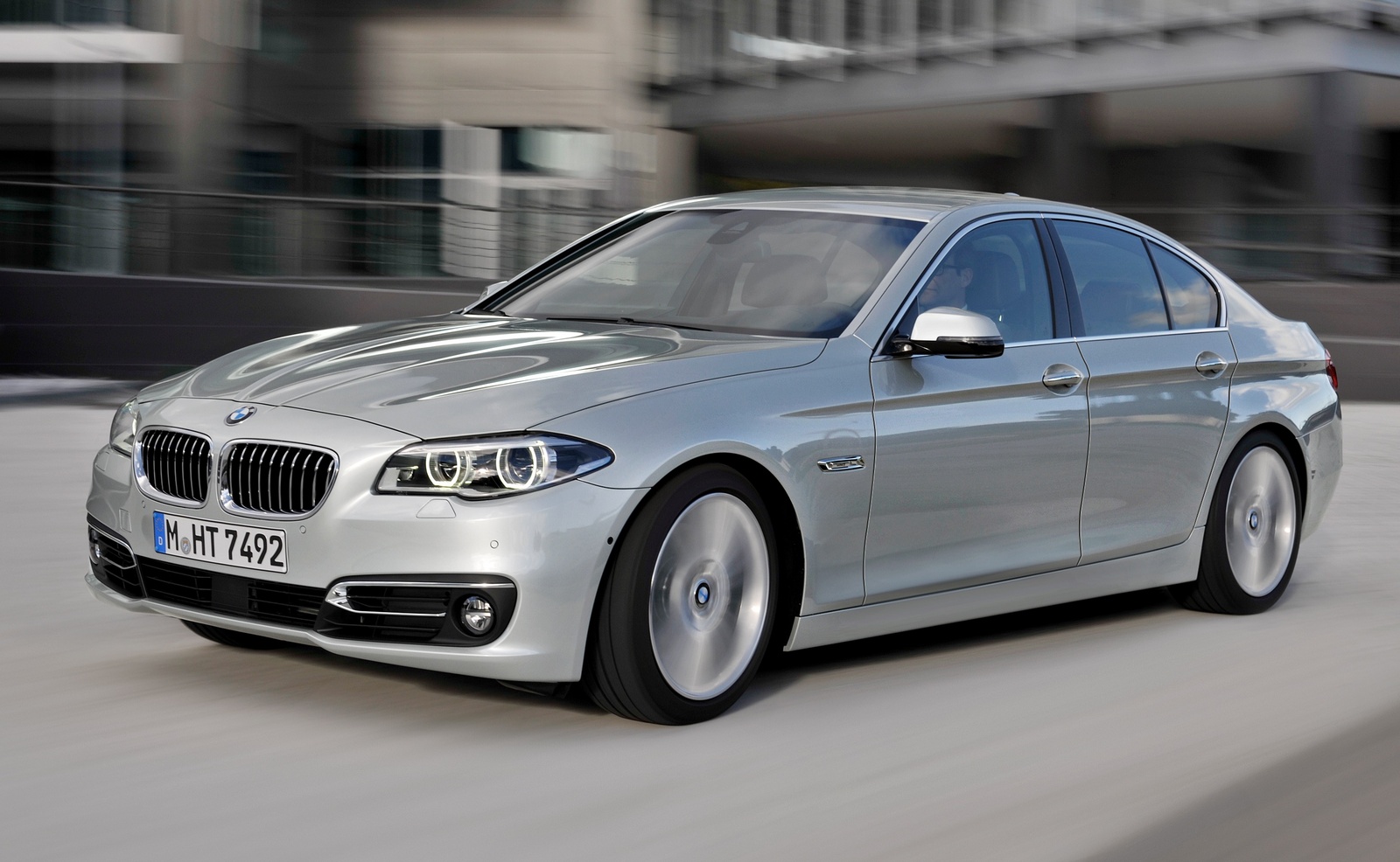BMW Serie 5 528i Modelo 2014 Sedán en República Dominicana