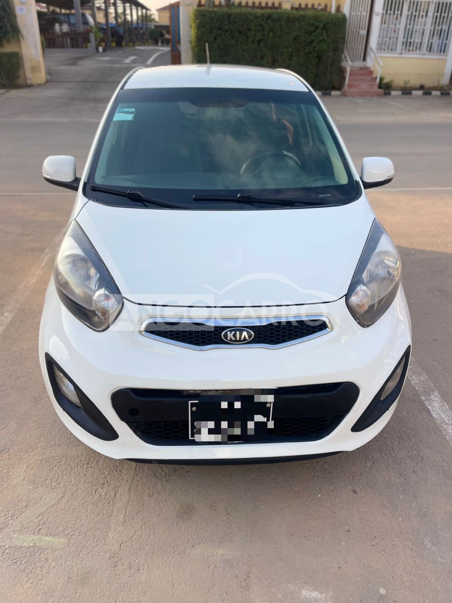 Kia Picanto L X 2014 Coche Compacto en República Dominicana