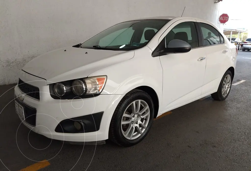 Chevrolet Sonic LT 2015 Automóvil Compacto