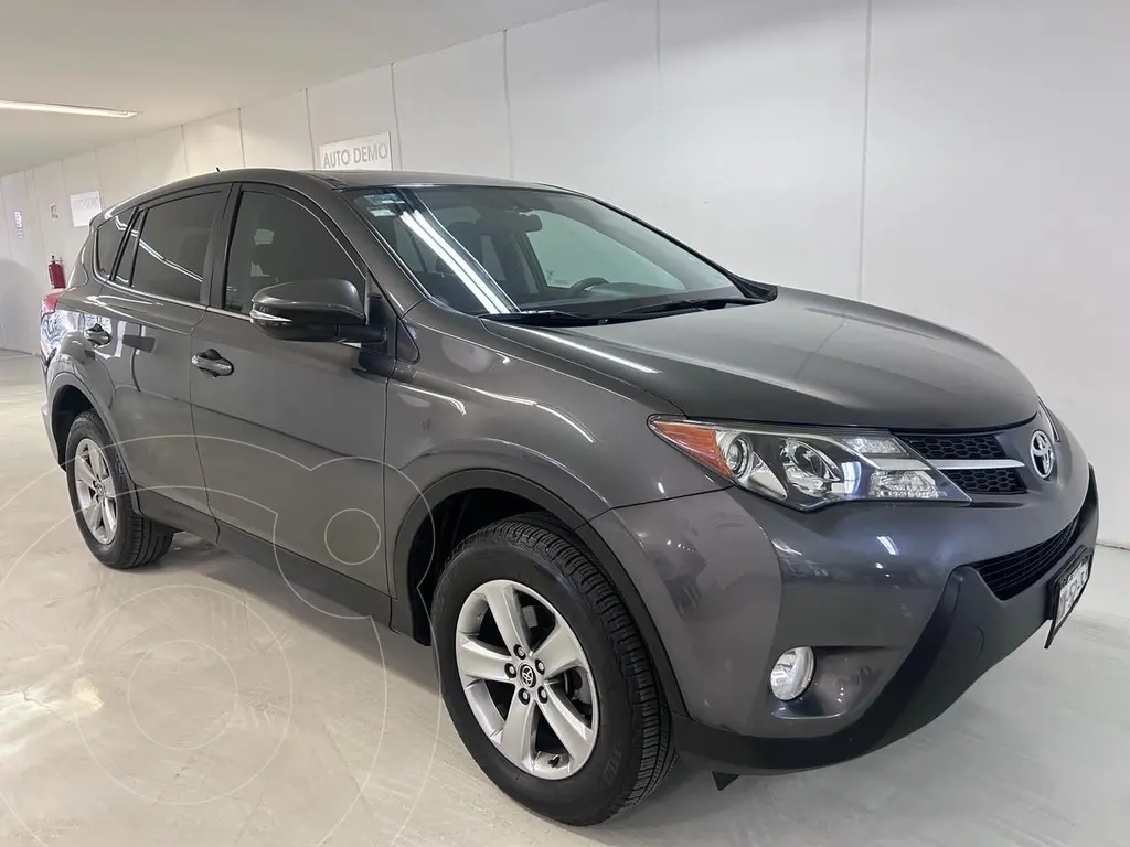 Toyota RAV4 XLE 2015 SUV 4x4