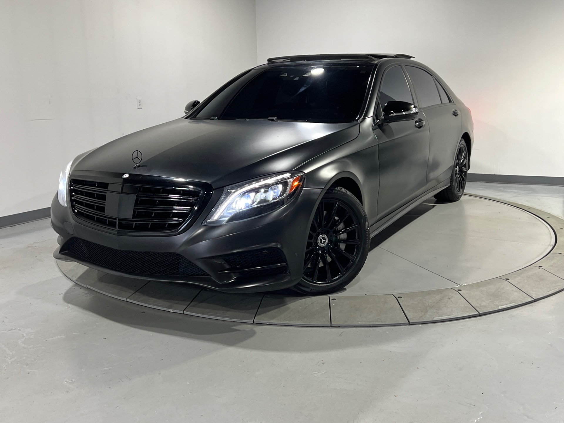 Mercedes-Benz S 550 4MATIC 2015 Sedán de Lujo en República Dominicana