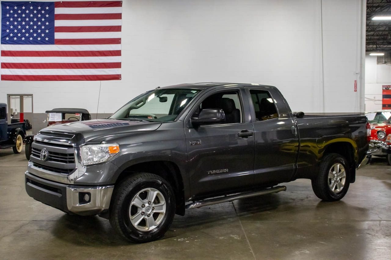 Toyota Tundra SR5 2015 Camioneta Pickup