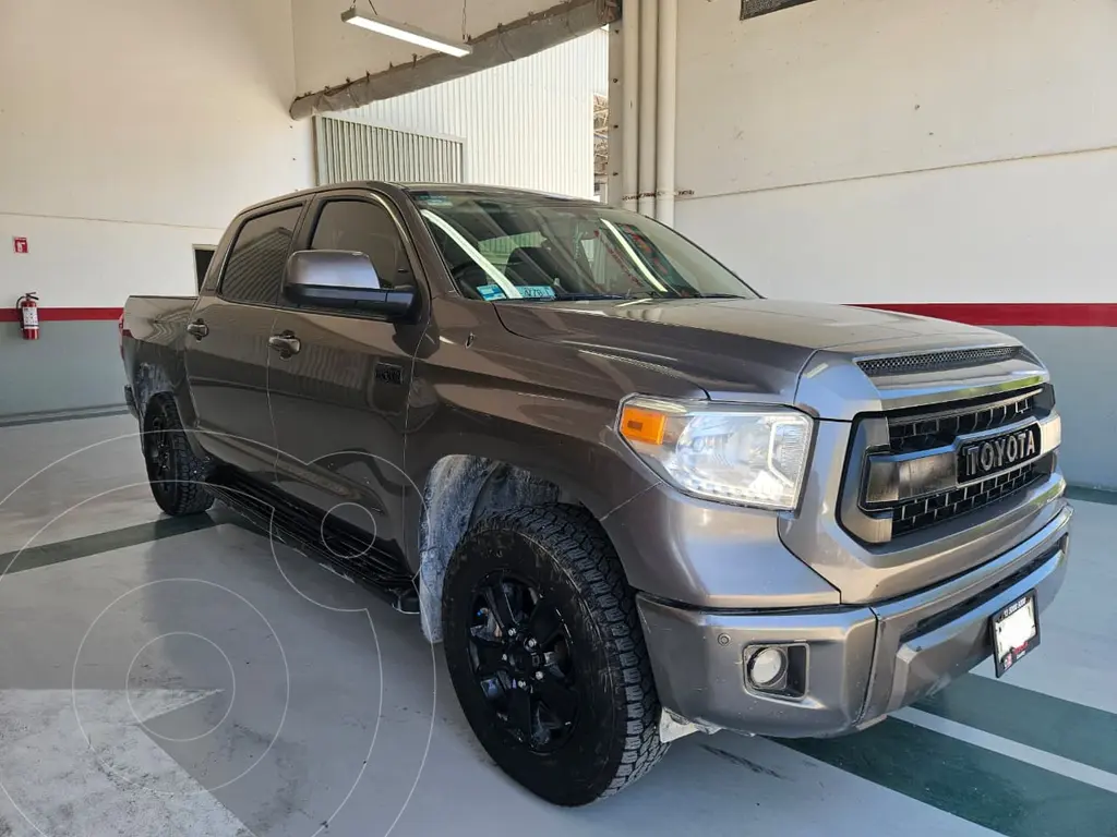 Toyota Tundra SR5 2015 Camioneta Pickup en República Dominicana