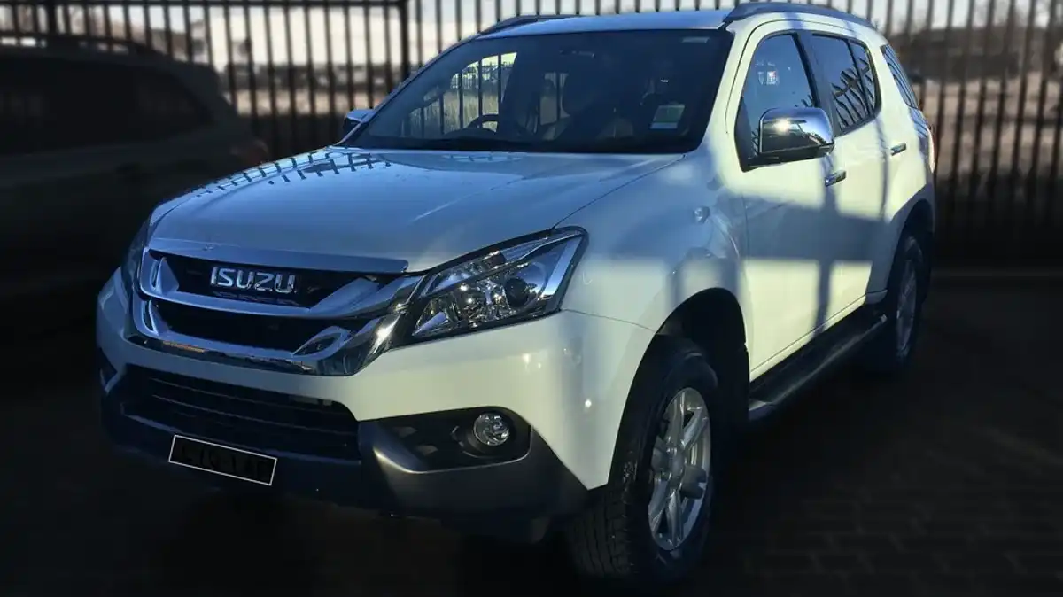 Isuzu Mux 2015 SUV