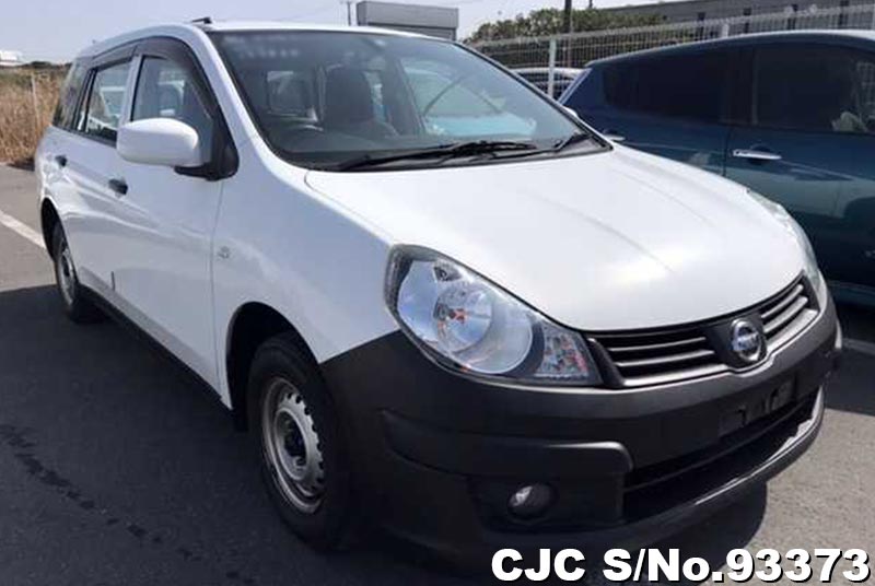 Nissan Ad Van modelo 2015 vehículo comercial en República Dominicana