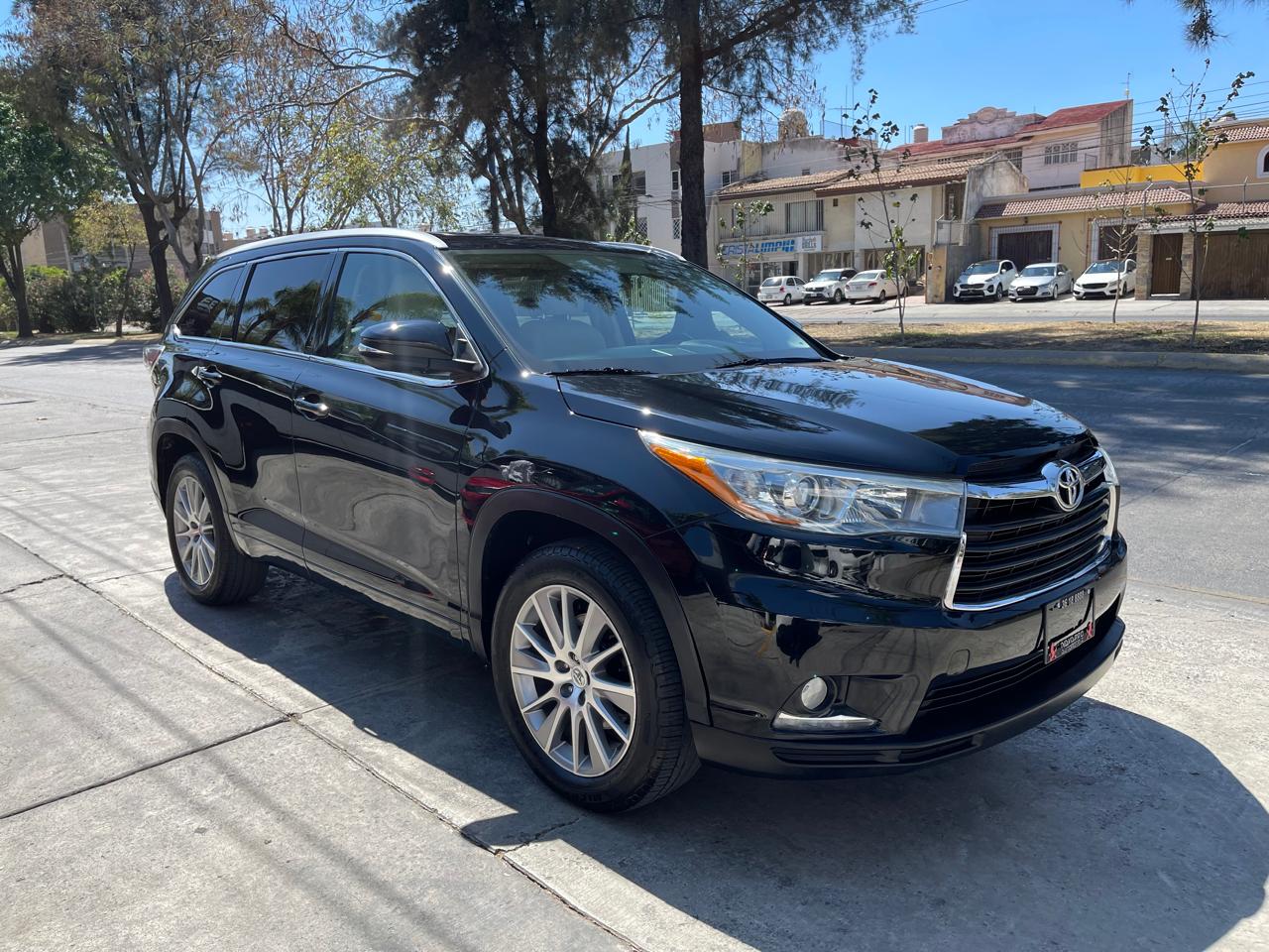 Toyota Highlander XLE 2015 SUV