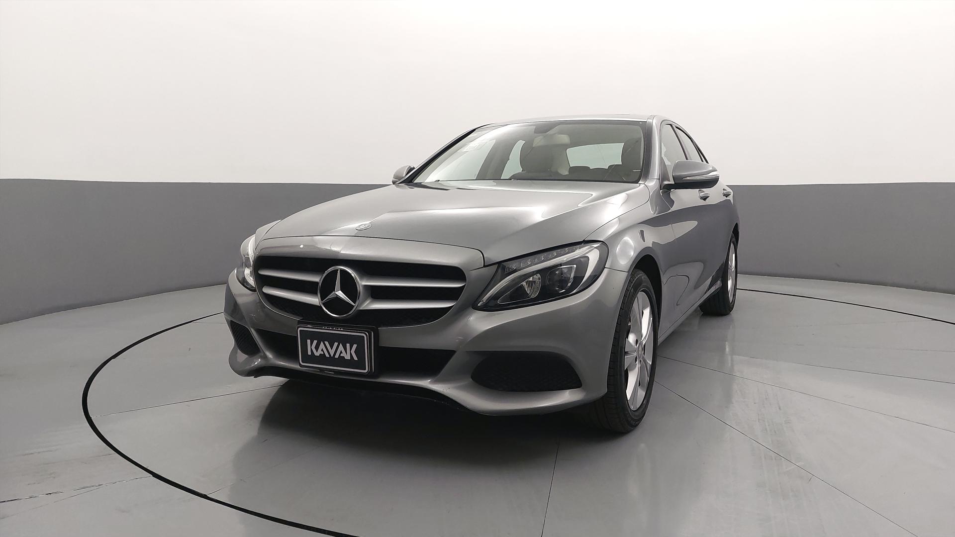 Mercedes-Benz Clase C 300 AMG 4Matic 2015 Sedán en República Dominicana