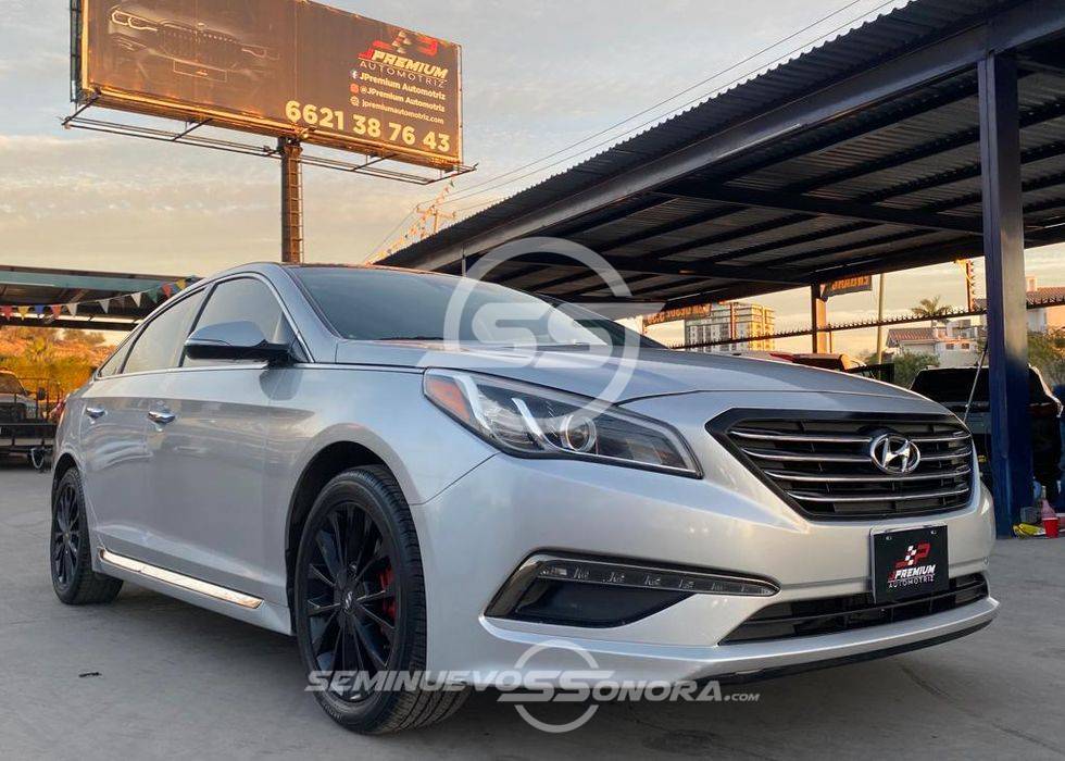 Hyundai Sonata LF 2015 Sedán en República Dominicana