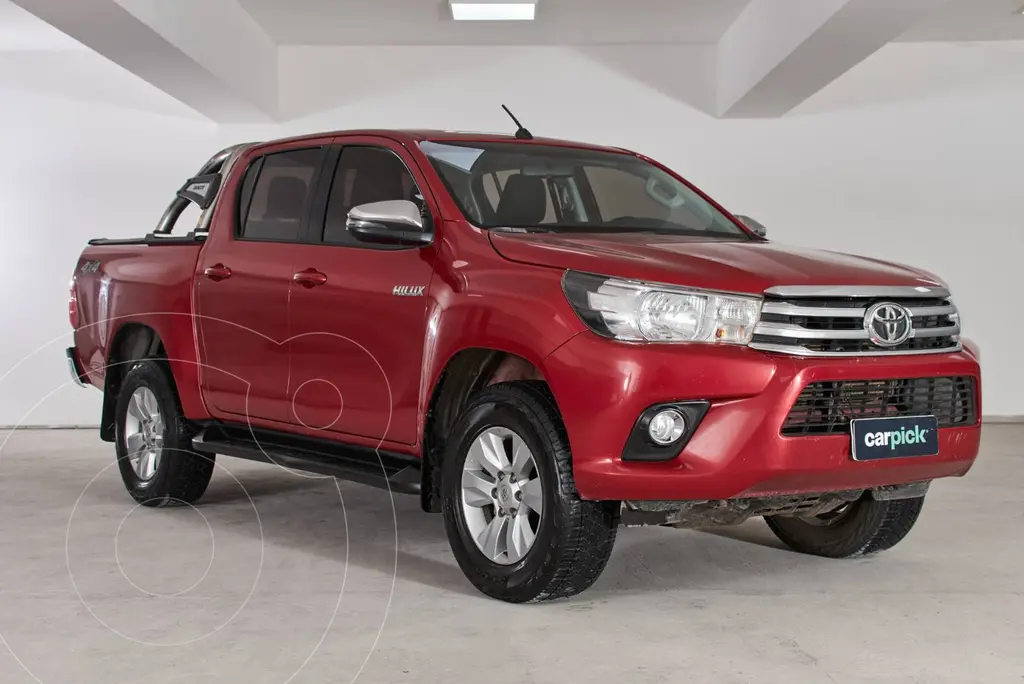 Toyota Hilux SRV Camioneta 2015 en República Dominicana