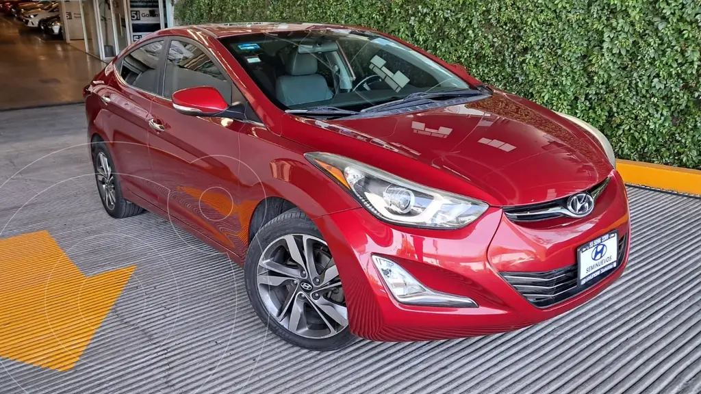 Hyundai Elantra 2015 Sedán en República Dominicana