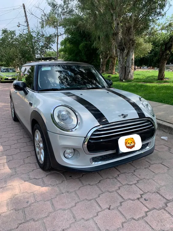 Mini Cooper S 2016 modelo compacto