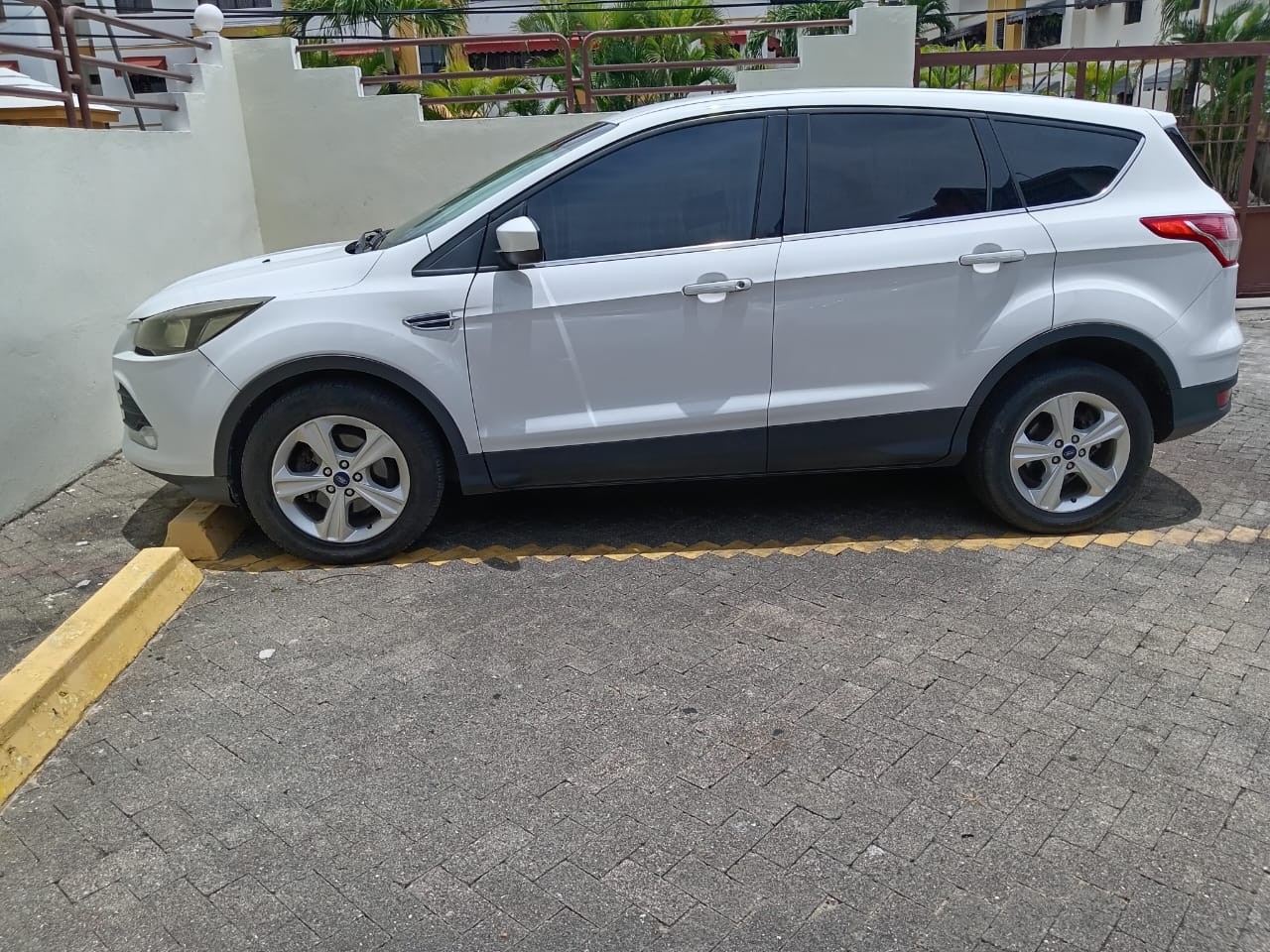 Ford Escape 2016 SUV en República Dominicana