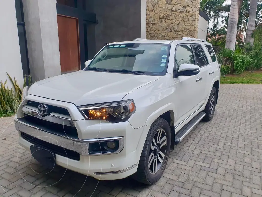 Toyota 4Runner Limited 2016 SUV