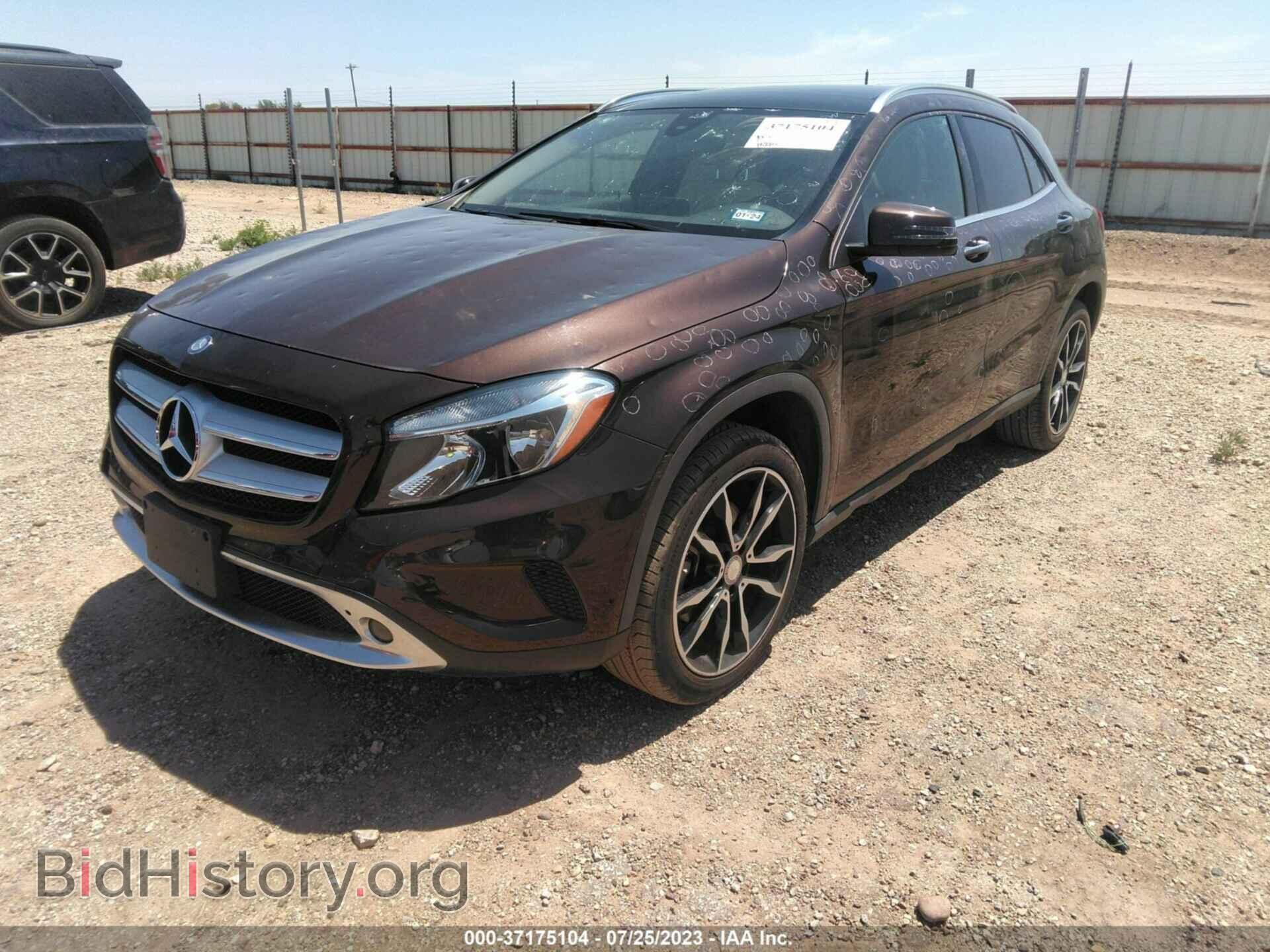 Mercedes-Benz GLA 45 AMG 2016 SUV compacto