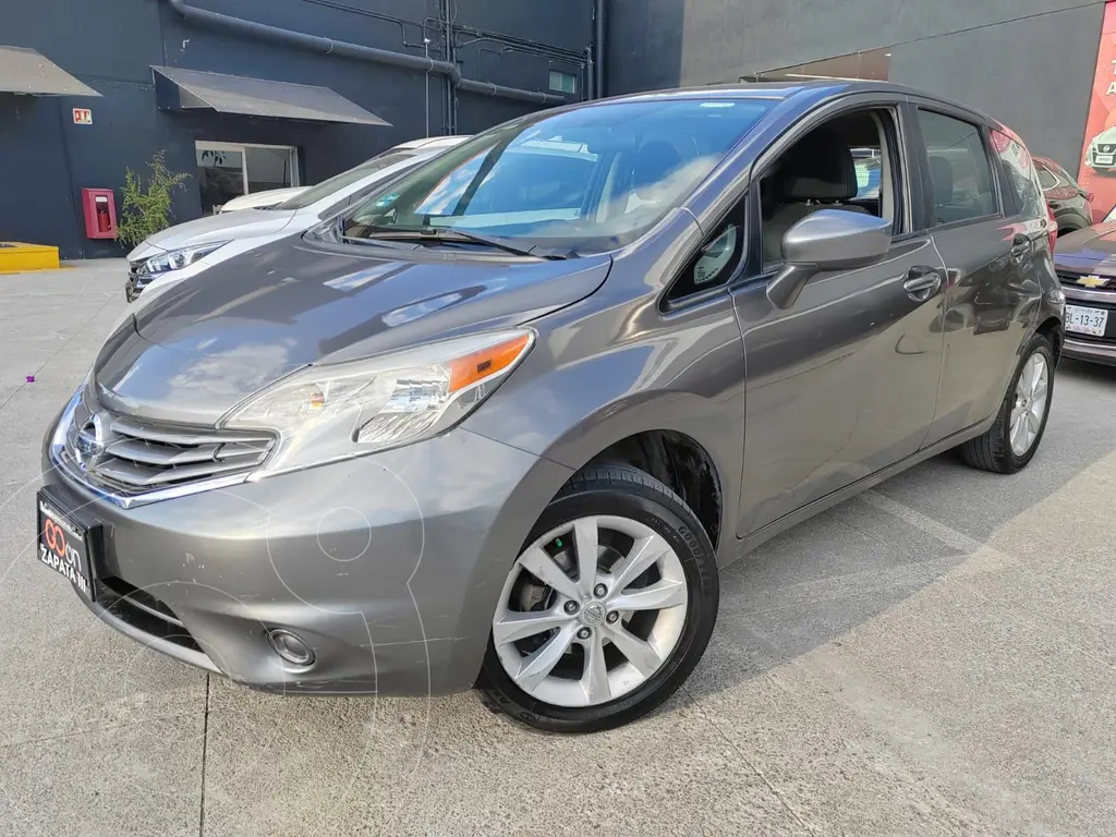 Nissan Note modelo 2016 vehículo compacto