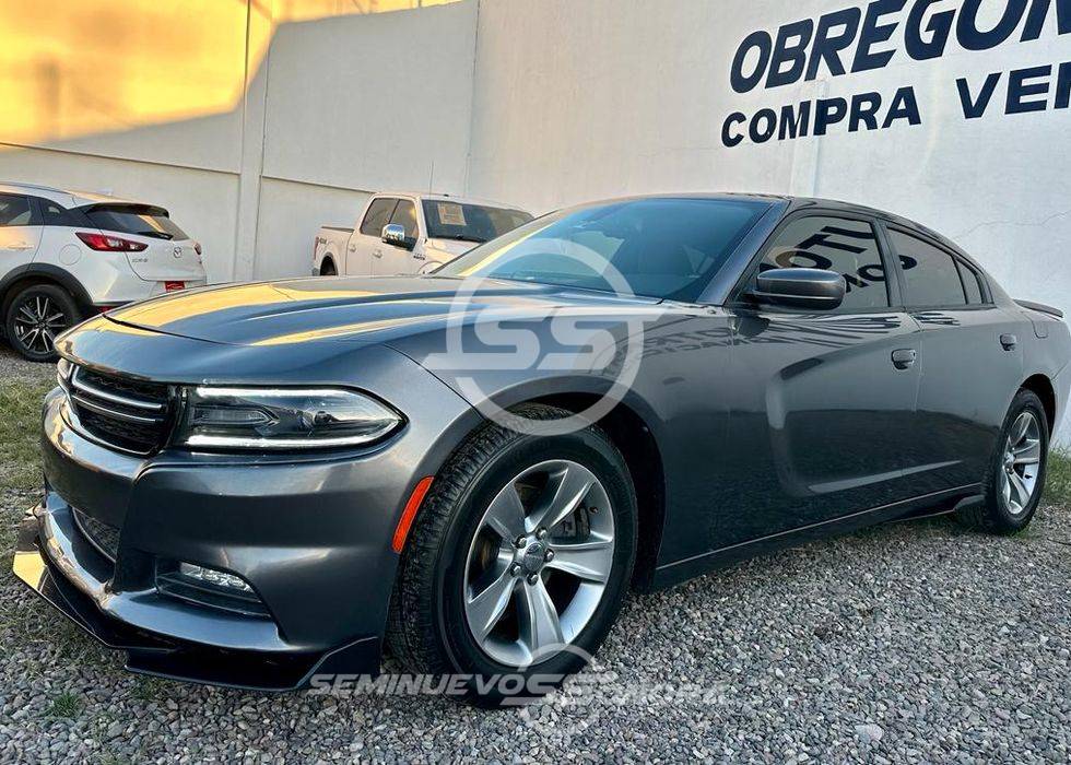 Dodge Charger RT Modelo 2016