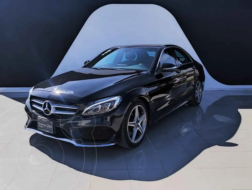 Mercedes-Benz Clase C 300 4MATIC 2016 Sedan en República Dominicana