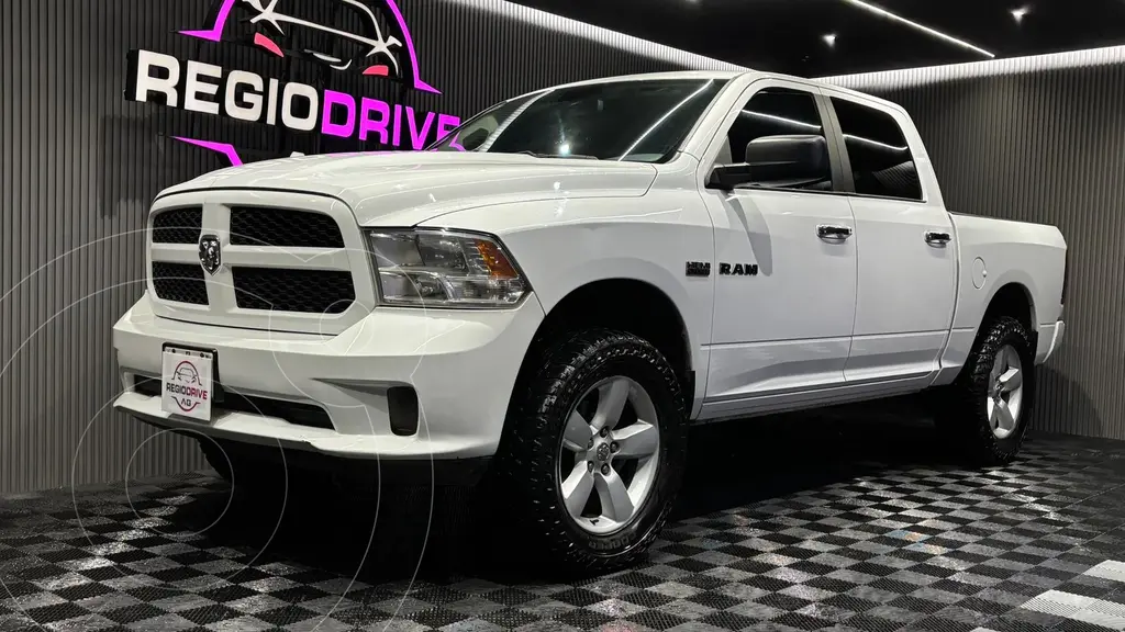 Ram 1500 Laramie Cabina Doble 2016 en República Dominicana